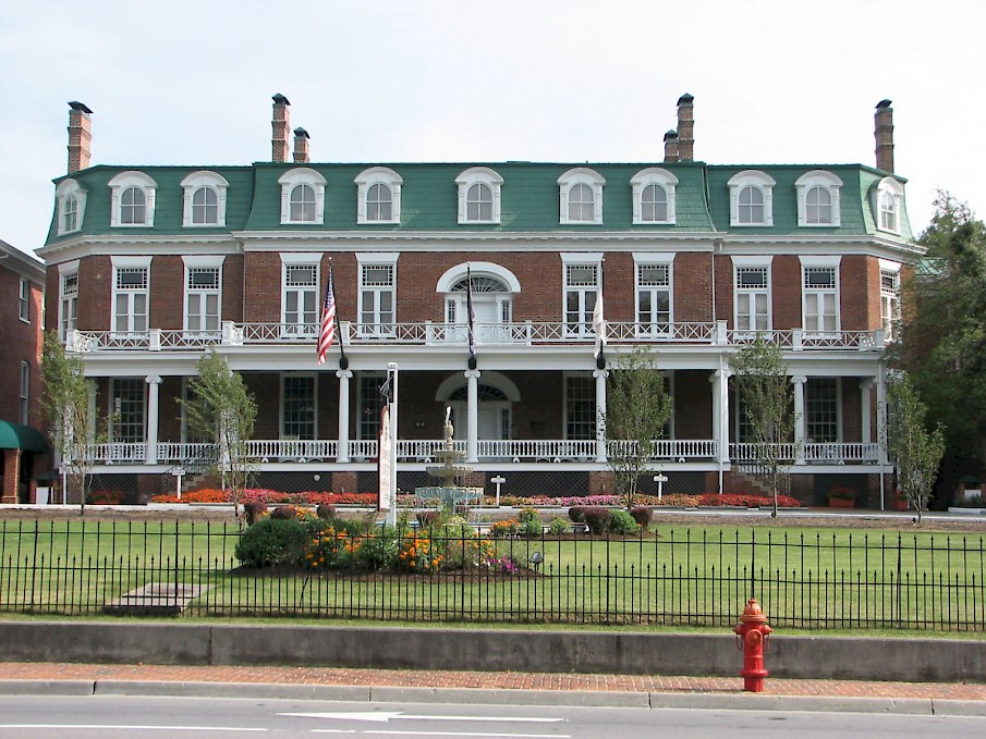 Photograph of the Marsha Washington Inn