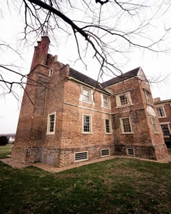 Bacon's Castle Ghost Light — Surry County, VA Historical Society